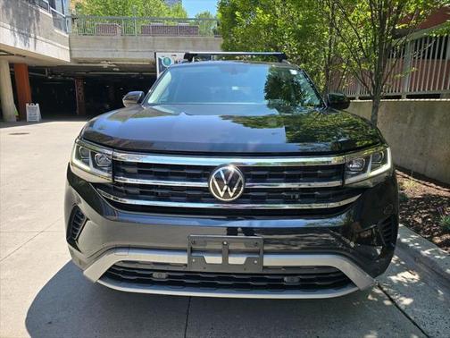 2022 Volkswagen Atlas 2.0T SE w/Technology 4MOTION