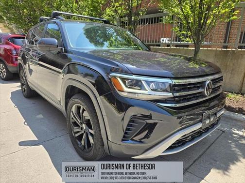 2022 Volkswagen Atlas 2.0T SE w/Technology 4MOTION