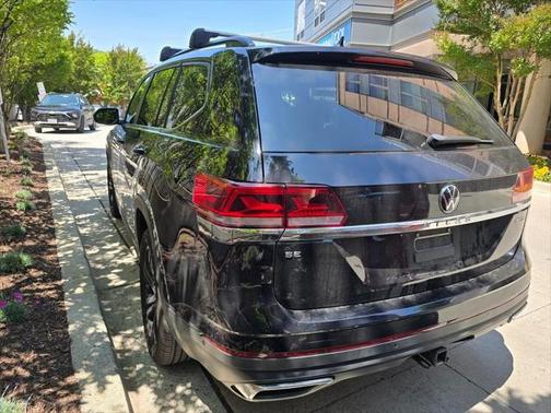 2022 Volkswagen Atlas 2.0T SE w/Technology 4MOTION