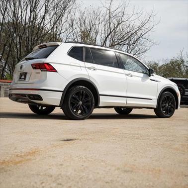 2022 Volkswagen Tiguan 2.0T SE R-Line Black 4MOTION