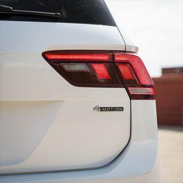 2022 Volkswagen Tiguan 2.0T SE R-Line Black 4MOTION