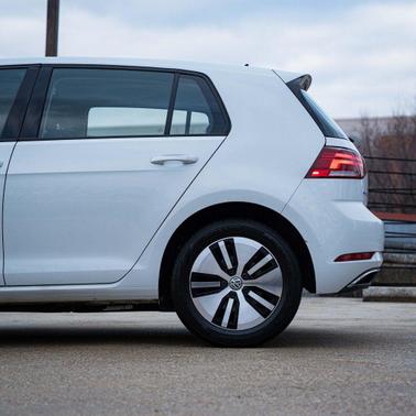 2019 Volkswagen e-Golf SE