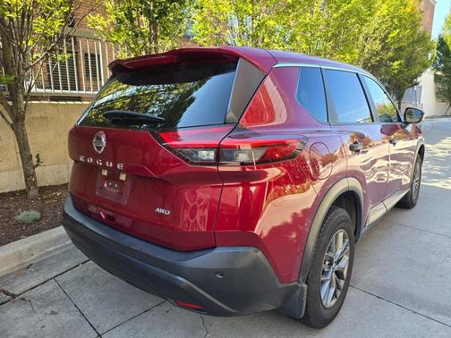 2021 Nissan Rogue S