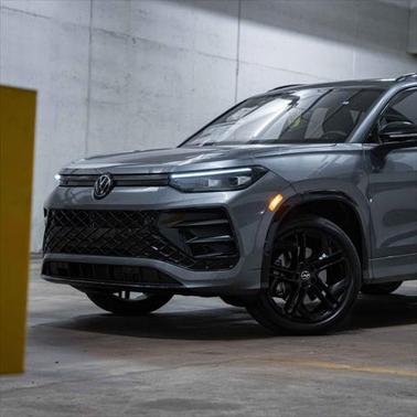 2025 Volkswagen Tiguan 2.0T SE R-Line Black 4MOTION