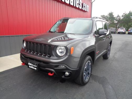 2016 Jeep Renegade Trailhawk