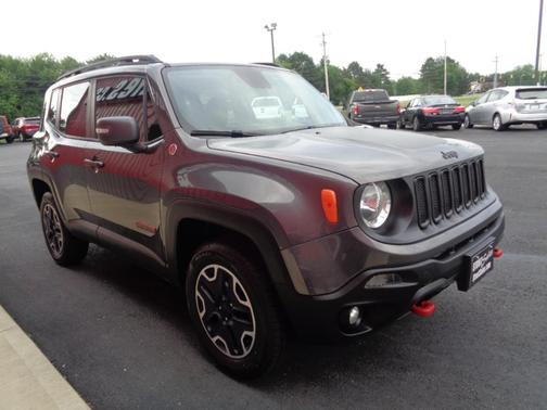 2016 Jeep Renegade Trailhawk
