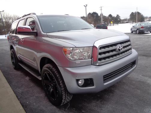 2010 Toyota Sequoia Platinum