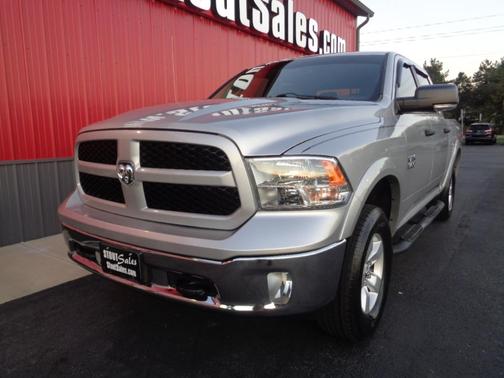 2015 RAM 1500 SLT