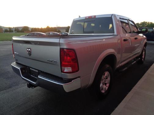 2015 RAM 1500 SLT