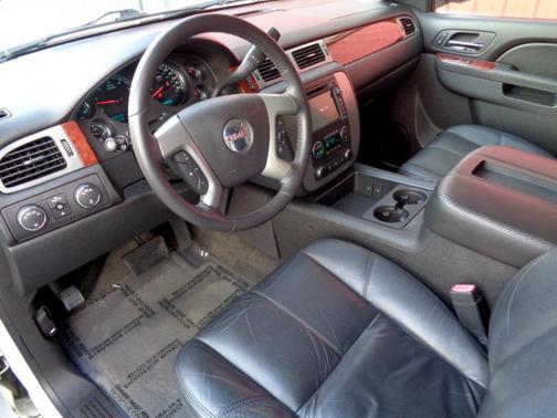 2011 GMC Yukon SLT
