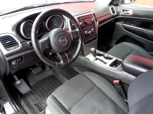 2012 Jeep Grand Cherokee Laredo