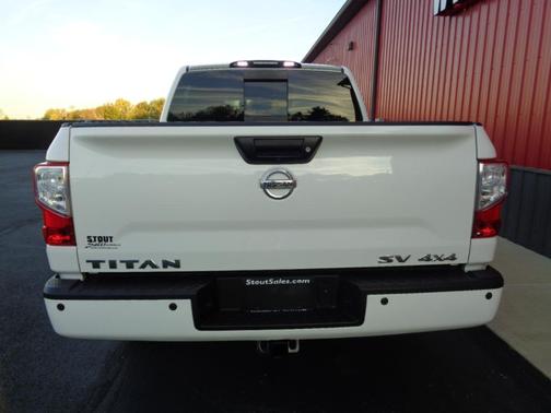 2018 Nissan Titan SV