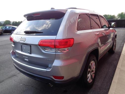 Silver 2015 Jeep Grand Cherokee Limited