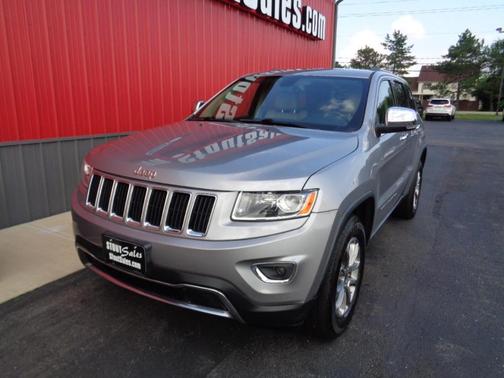Silver 2015 Jeep Grand Cherokee Limited
