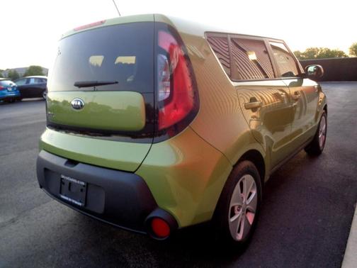 2016 Kia Soul Base
