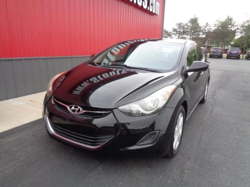 Black Diamond 2013 Hyundai ELANTRA GLS
