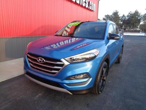 2017 Hyundai TUCSON Night