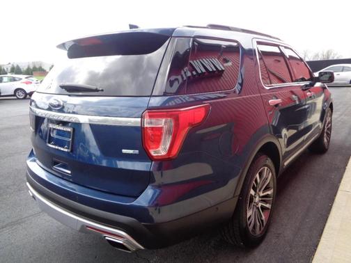 Blue 2016 Ford Explorer Platinum