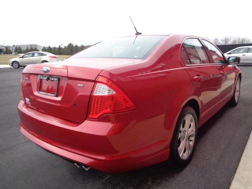 2012 Ford Fusion SE