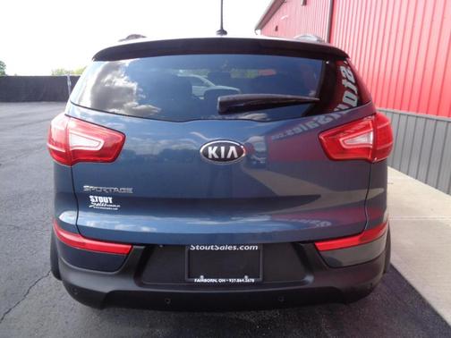 Blue 2013 Kia Sportage LX