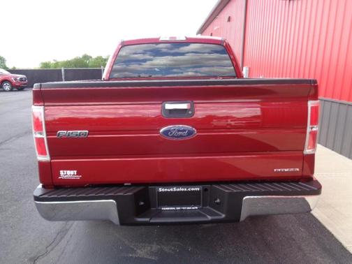 Red 2014 Ford F-150 XLT