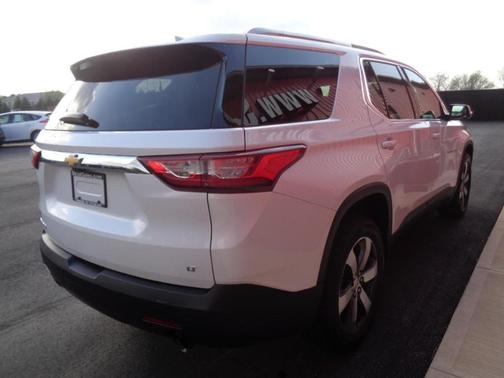 White 2018 Chevrolet Traverse LT Leather
