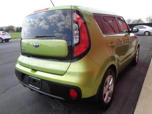 2017 Kia Soul Base