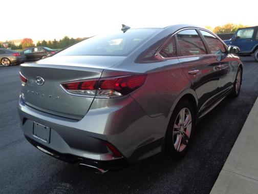 2018 Hyundai SONATA SEL