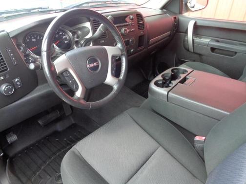 White 2010 GMC Sierra 1500 SLE