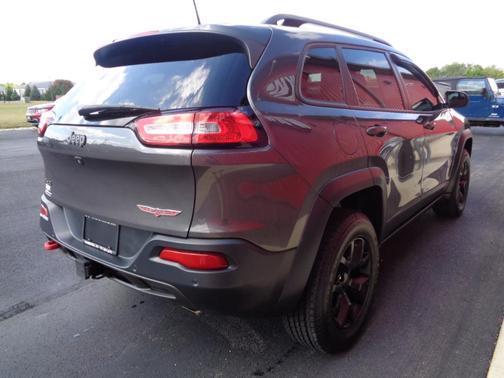 2018 Jeep Cherokee Trailhawk