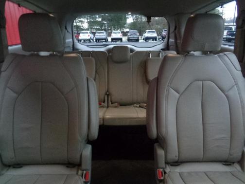 2018 Chrysler Pacifica Touring-L Plus