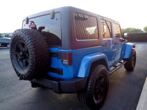 2011 Jeep Wrangler Unlimited Sahara