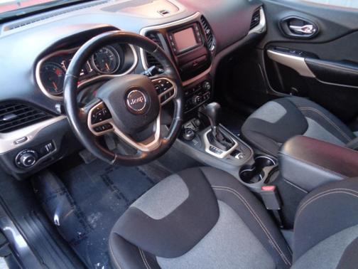 2018 Jeep Cherokee Latitude