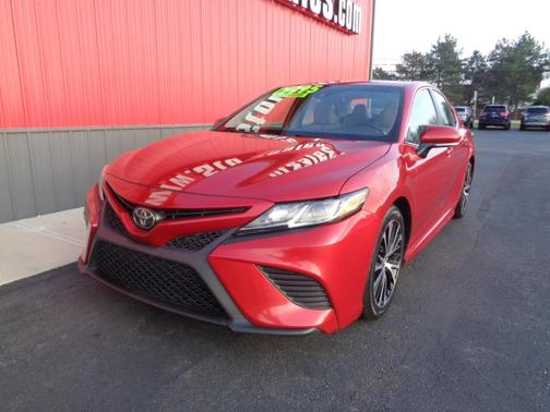 2019 Toyota Camry SE