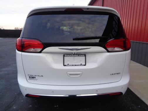 2018 Chrysler Pacifica Limited