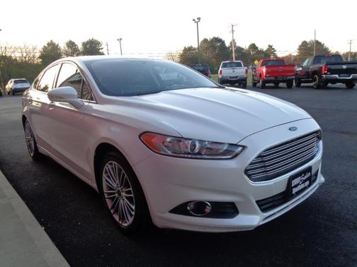 2013 Ford Fusion SE
