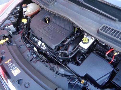 Black 2017 Ford Escape SE