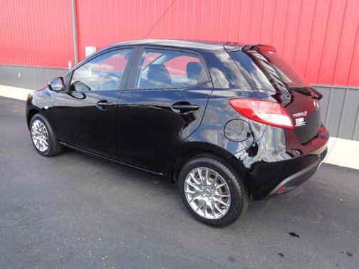 2013 Mazda Mazda2 Sport