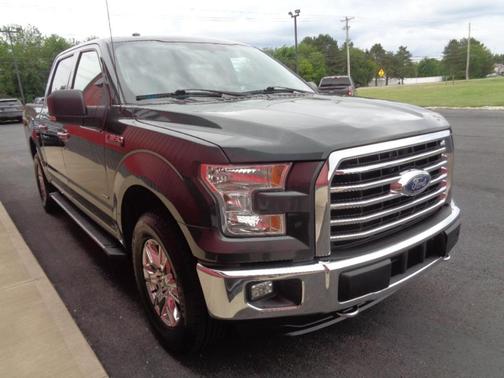 Gray 2015 Ford F-150 XLT