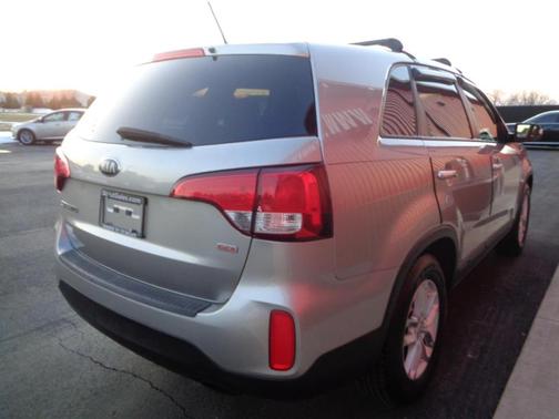 2014 Kia Sorento LX