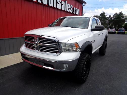 2015 RAM 1500 SLT