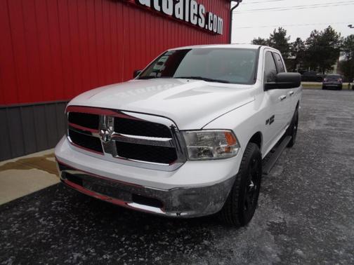 2016 RAM 1500 SLT