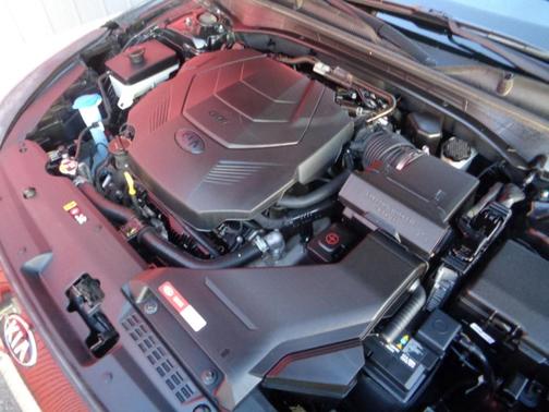 2019 Kia Cadenza Technology