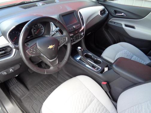 Gray 2018 Chevrolet Equinox 1LT
