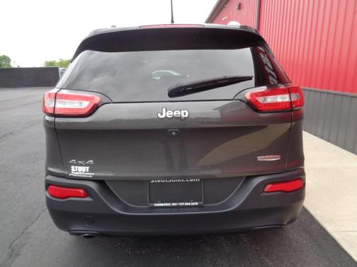 Charcoal 2015 Jeep Cherokee Latitude