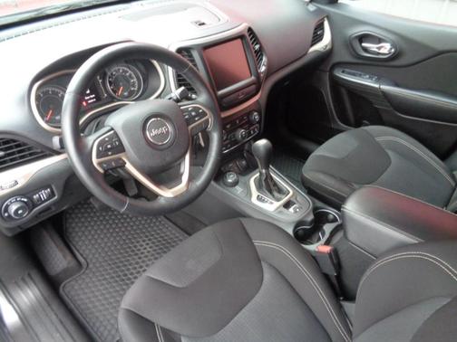 Charcoal 2015 Jeep Cherokee Latitude