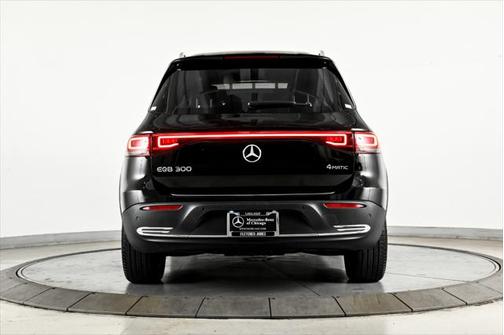 2023 Mercedes-Benz EQB 300 4MATIC