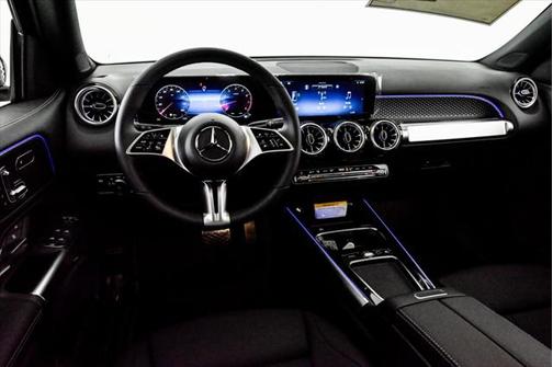 2025 Mercedes-Benz GLB 250 4MATIC