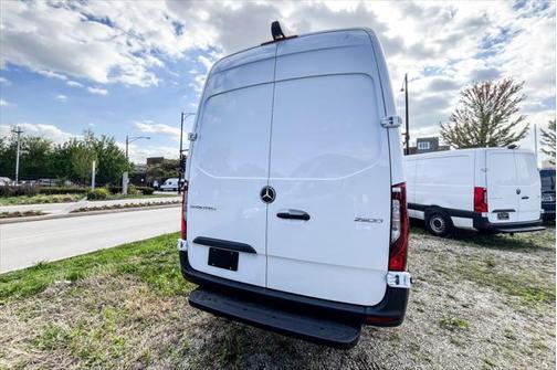 2025 Mercedes-Benz Sprinter 2500 High Roof