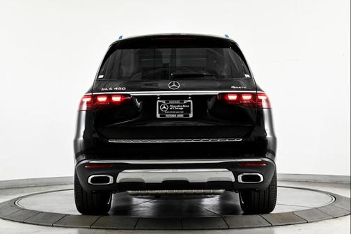 2026 Mercedes-Benz GLS 450 4MATIC